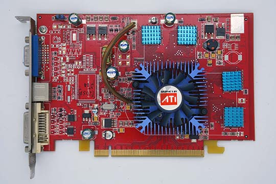 蓝宝石SAPPHIRE Radeon X700 128MB DDR显示卡（ATI Radeon X700芯片）